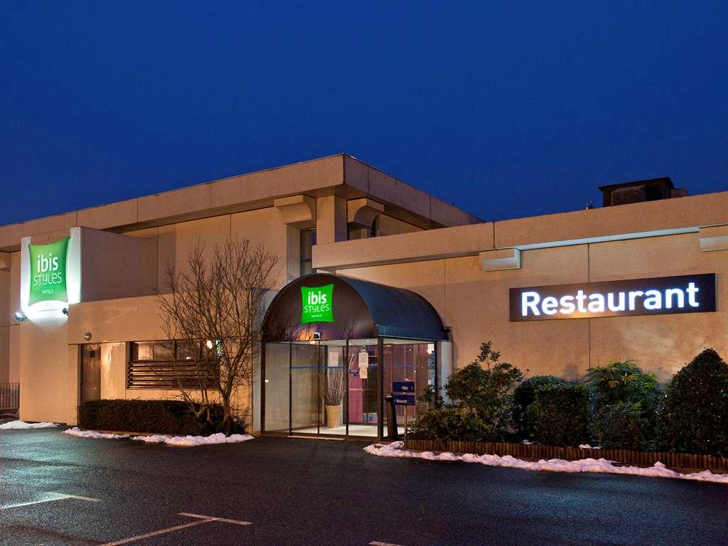 Hotel Ibis Styles Melun Rubelles Zewnętrze zdjęcie
