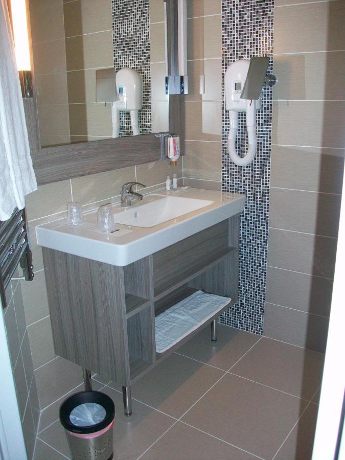 Hotel Ibis Styles Melun Rubelles Zewnętrze zdjęcie