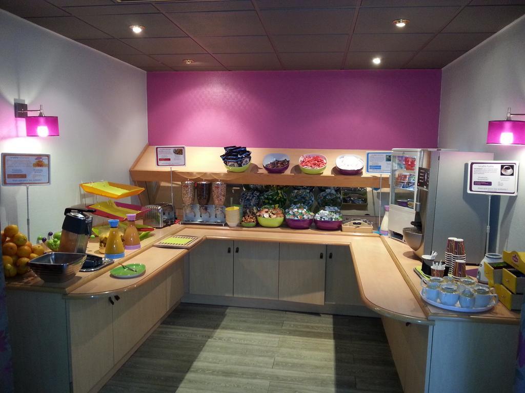 Hotel Ibis Styles Melun Rubelles Zewnętrze zdjęcie