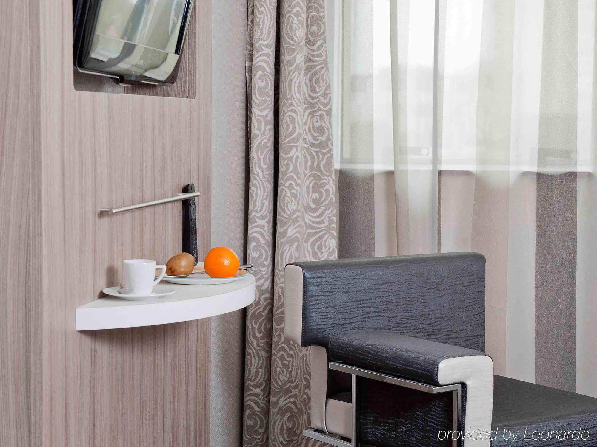 Hotel Ibis Styles Melun Rubelles Zewnętrze zdjęcie