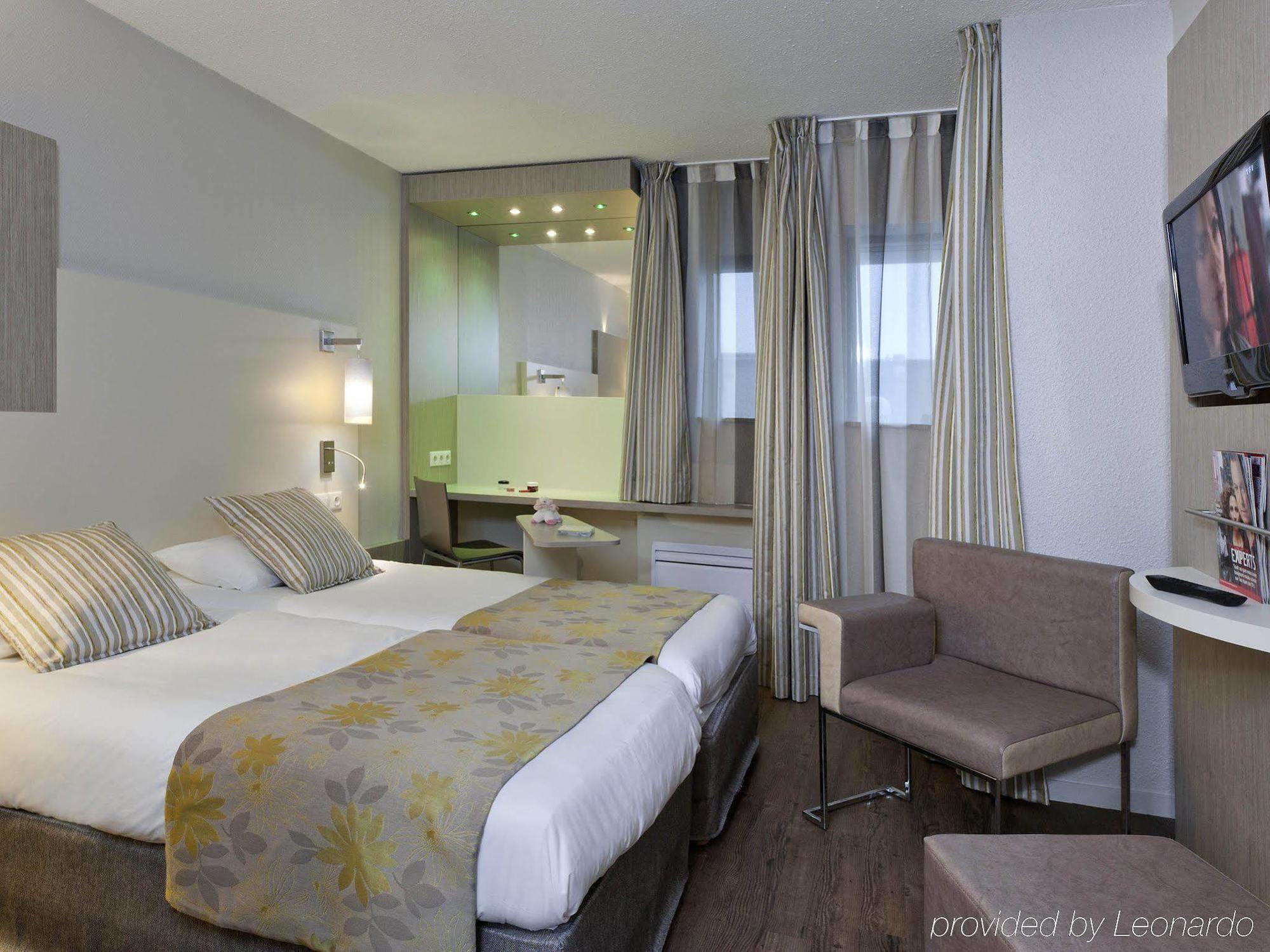 Hotel Ibis Styles Melun Rubelles Zewnętrze zdjęcie