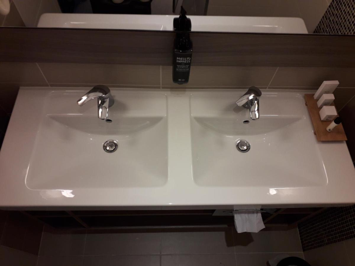Hotel Ibis Styles Melun Rubelles Zewnętrze zdjęcie