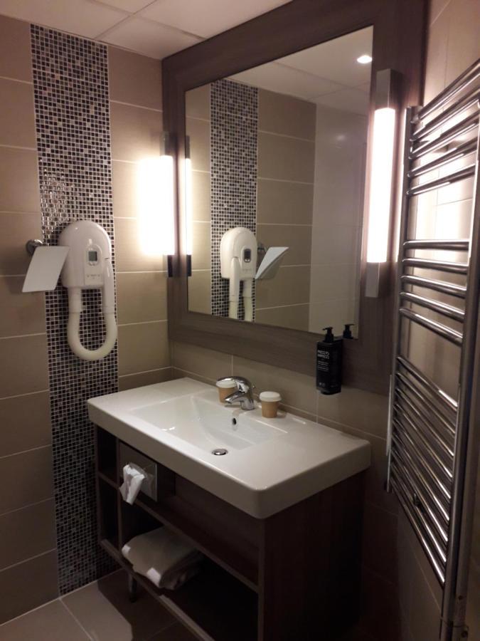 Hotel Ibis Styles Melun Rubelles Zewnętrze zdjęcie